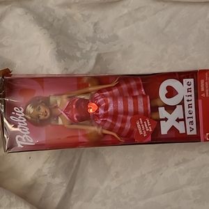 XO Valentine Barbie